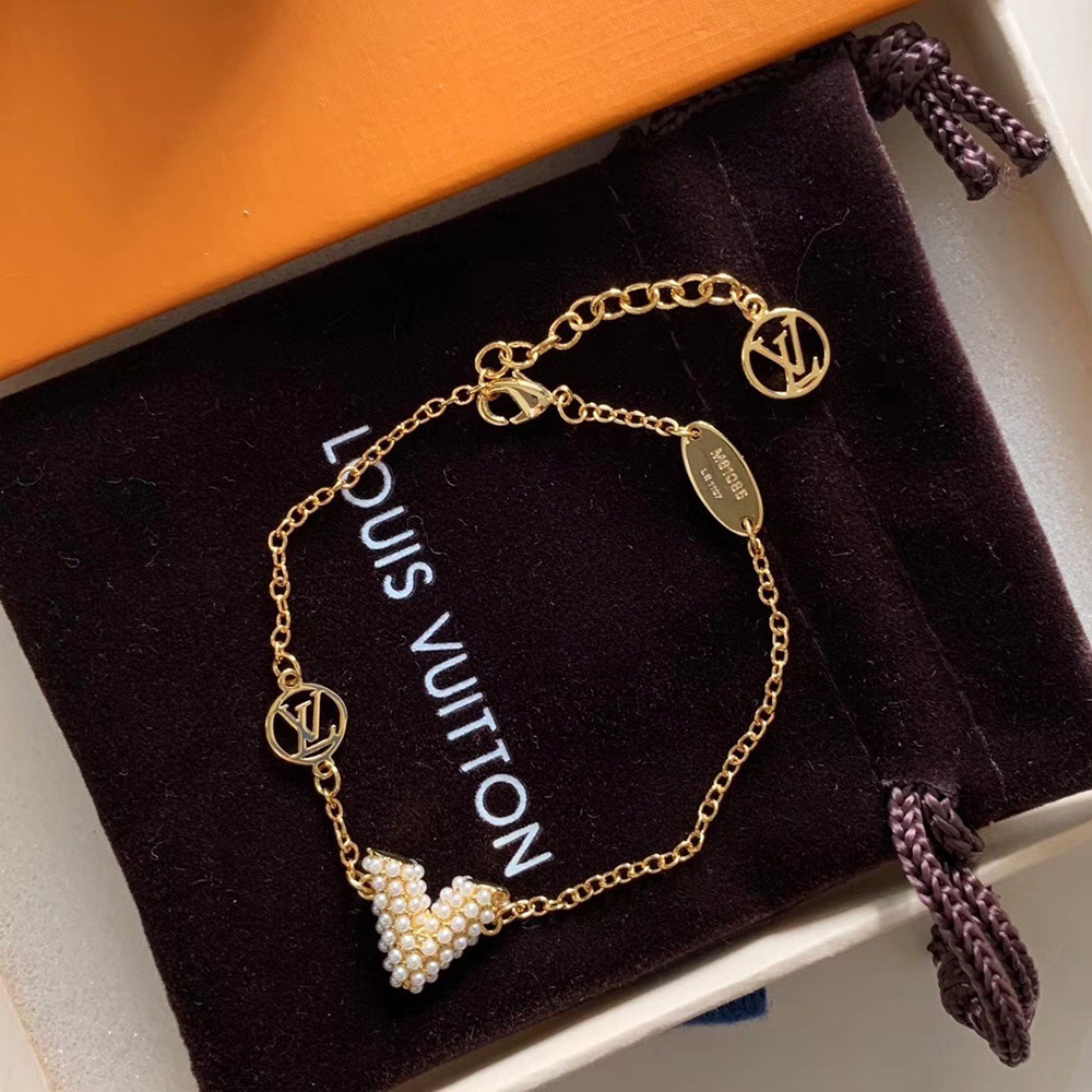Louis Vuitton Essential V Perle bracelet DF620946