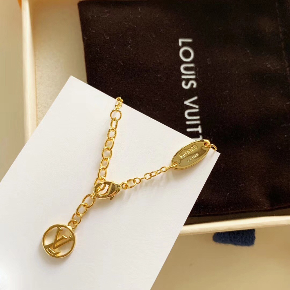 Louis Vuitton Essential V Perle bracelet DF620946