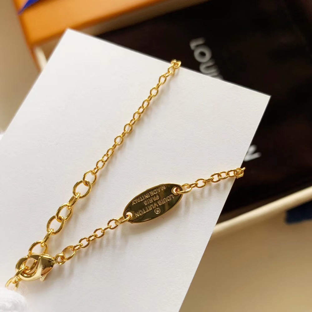 Louis Vuitton Essential V Perle bracelet DF620946