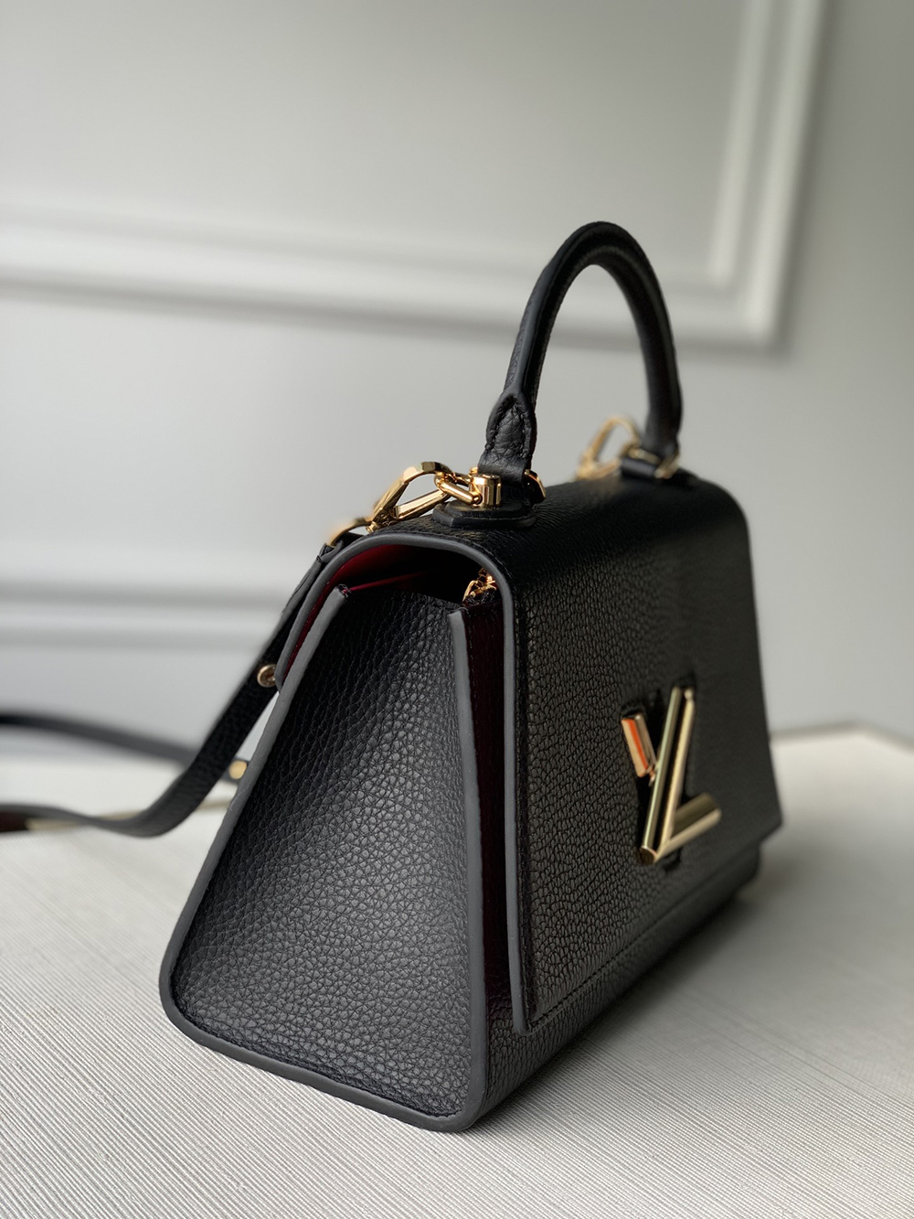 Louis Vuitton Bags M57093 17*25*11cm