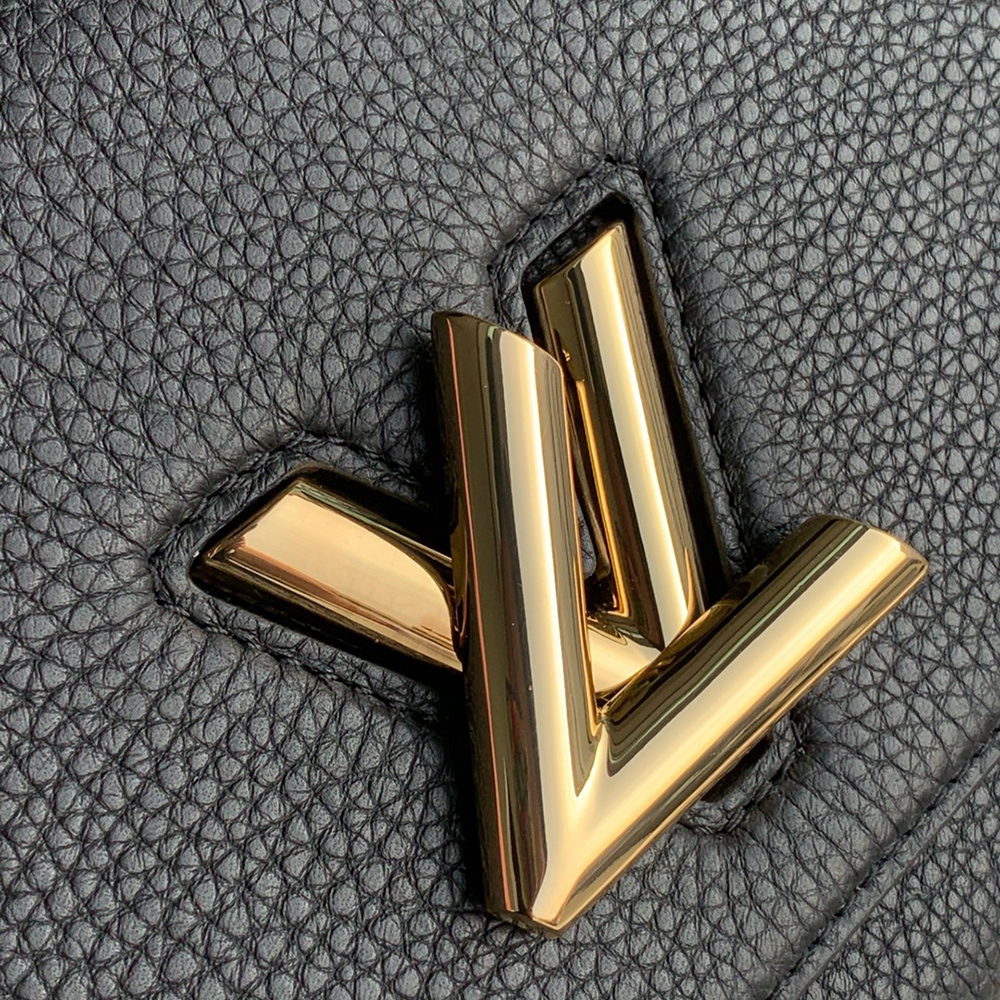 Louis Vuitton Bags M57093 17*25*11cm