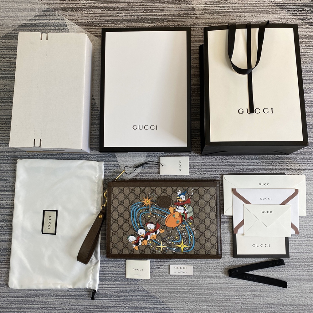 Gucci Wallets 647925 30.5*21*1.5cm