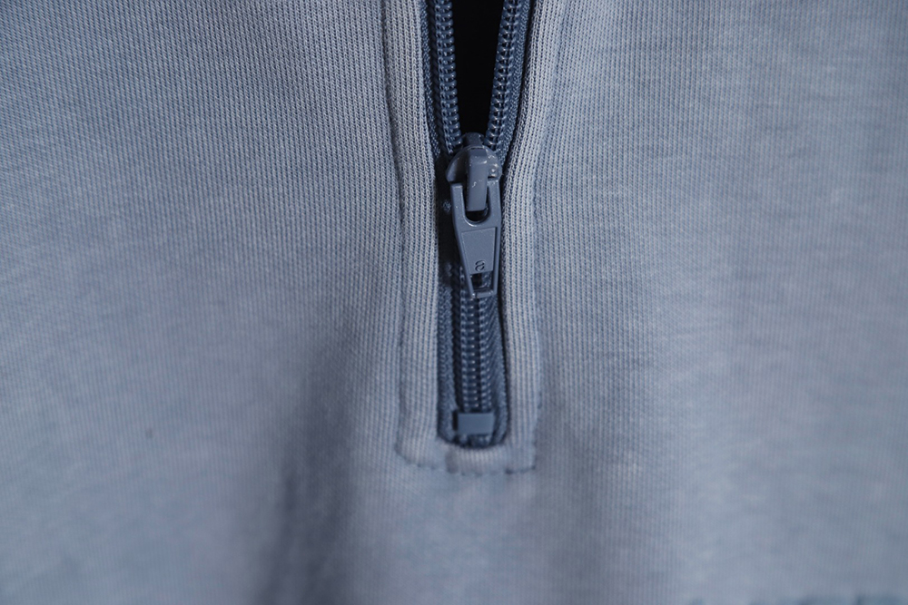 Alexander Wang 23SS foam three-dimensional small letter print half-zip pullover sweatshirt