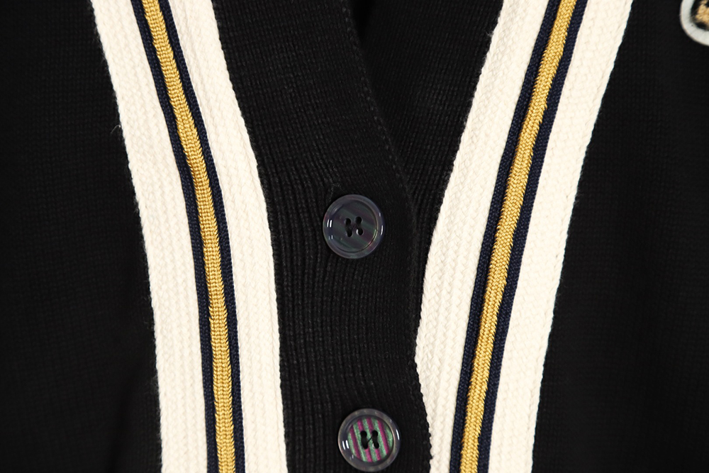 Gucci 23Fw Chest Bee Wool Cardigan Jacket