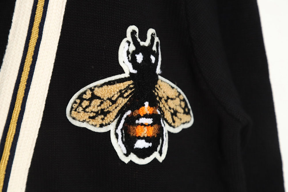 Gucci 23Fw Chest Bee Wool Cardigan Jacket