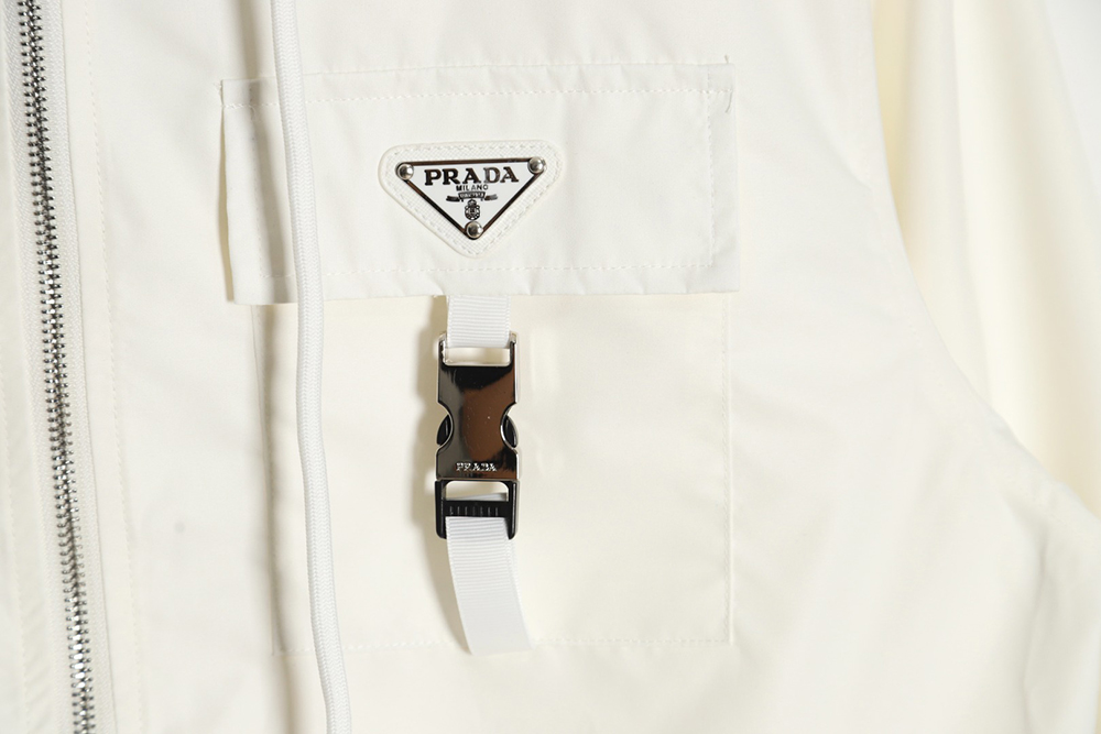 Prada 23Fw metal lock functional hooded jacket