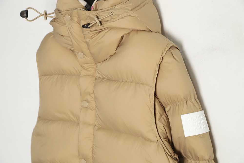 Burberry 21Fw detachable sleeve down jacket