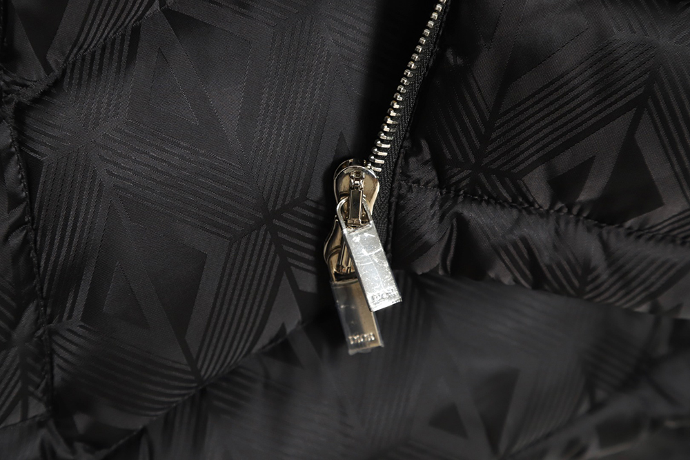 Dior 20FW all-over printed dark pattern diamond down jacket