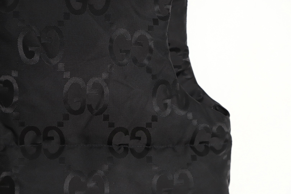 Gucci 22FW dark pattern double G printed canvas hooded down vest