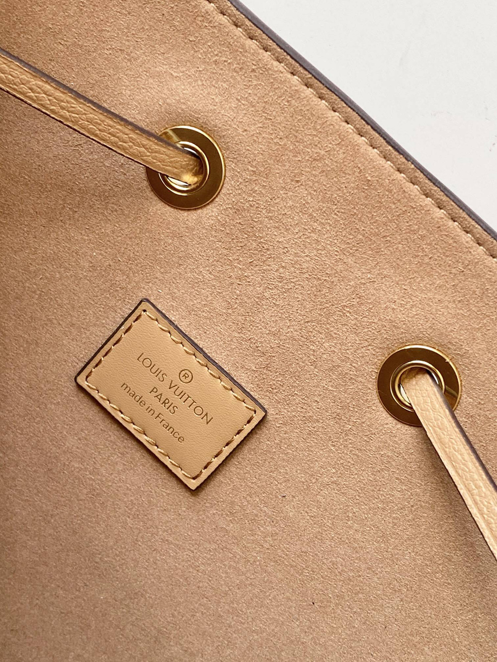 Louis Vuitton Bags M45080 26*26*17.5cm