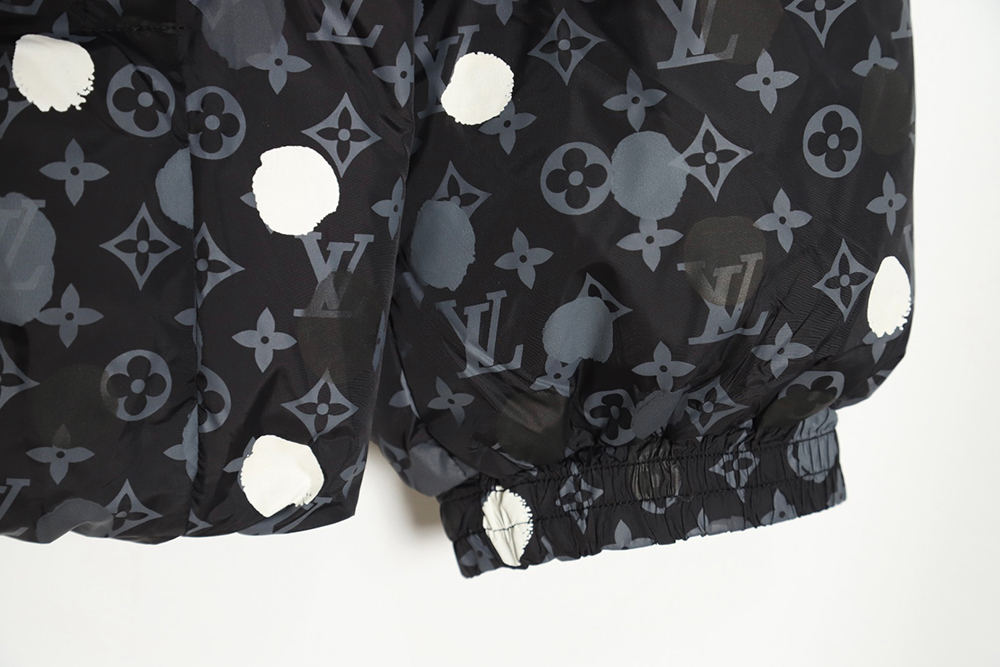 Louis Vuitton x Yayoi Kusama 23FW joint polka dot down jacket