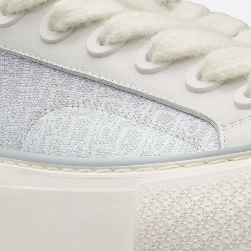 B33 SNEAKER White Smooth Calfskin and Dior Oblique Jacquard