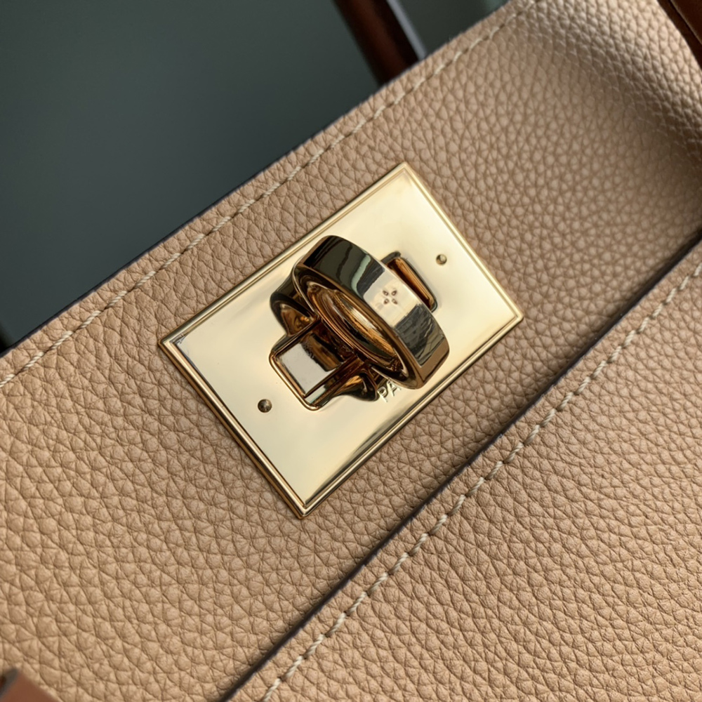 Louis Vuitton Bags M53826 30.5*24.5*14cm