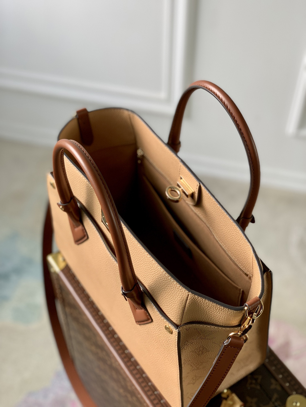 Louis Vuitton Bags M53826 30.5*24.5*14cm