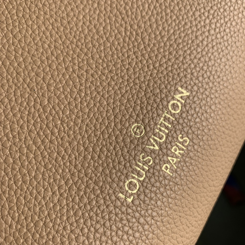Louis Vuitton Bags M53826 30.5*24.5*14cm