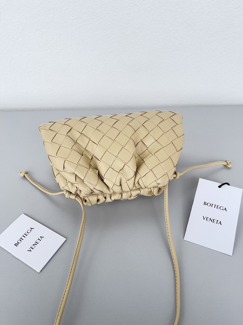 Bottega Veneta bags 84243 22*12*7cm