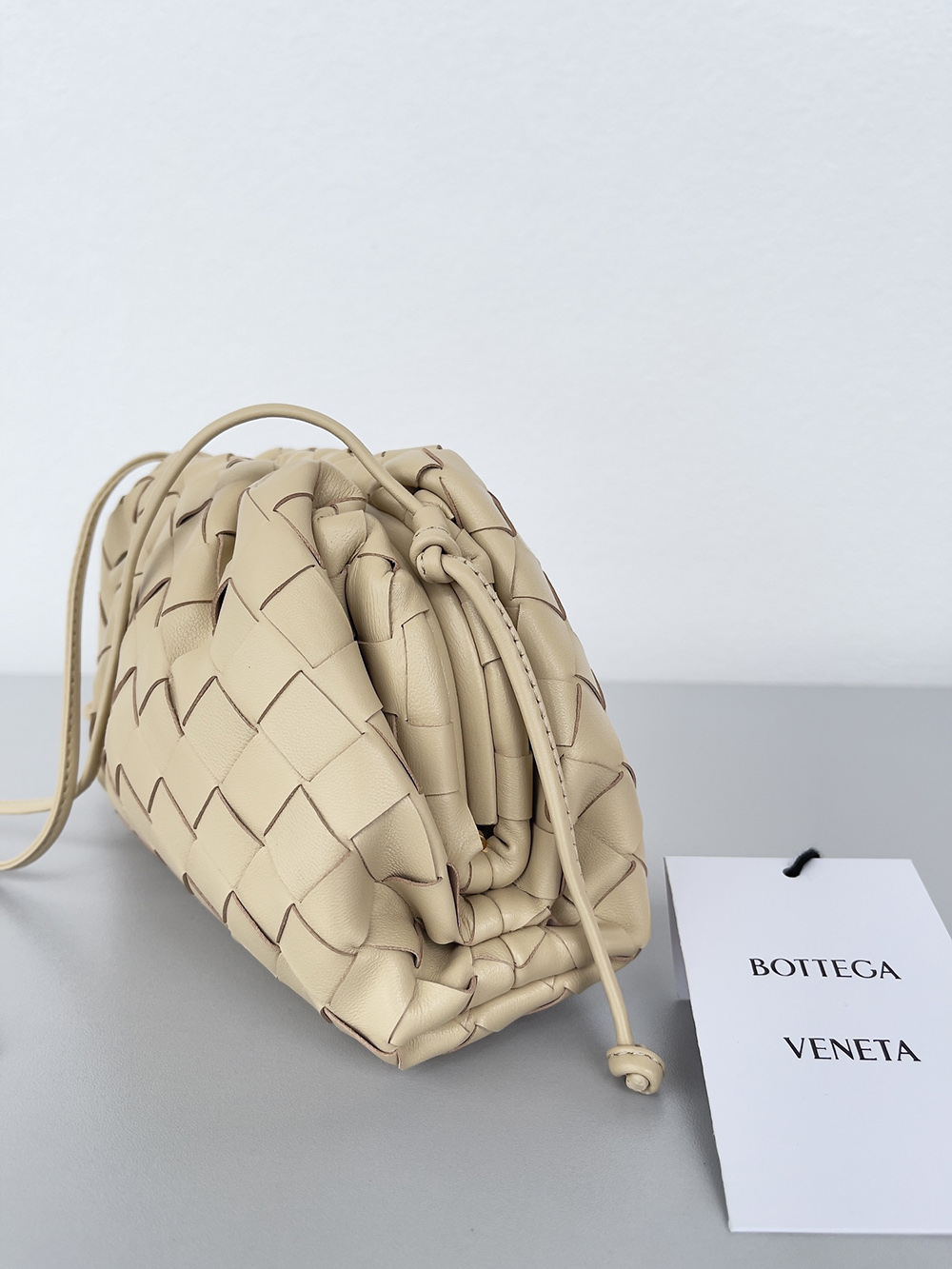 Bottega Veneta bags 84243 22*12*7cm