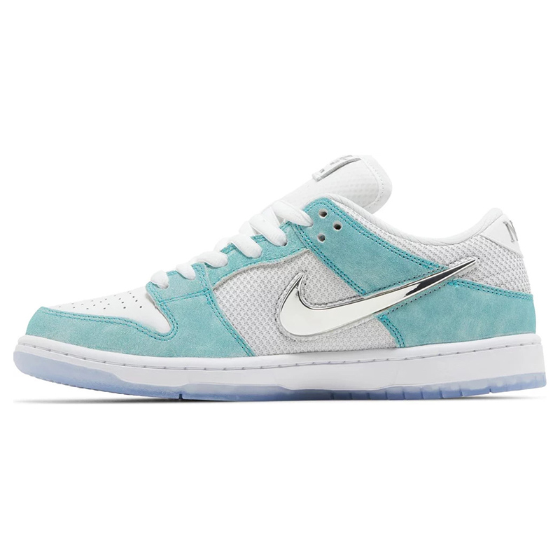 April Skateboards x Dunk Low SB 
