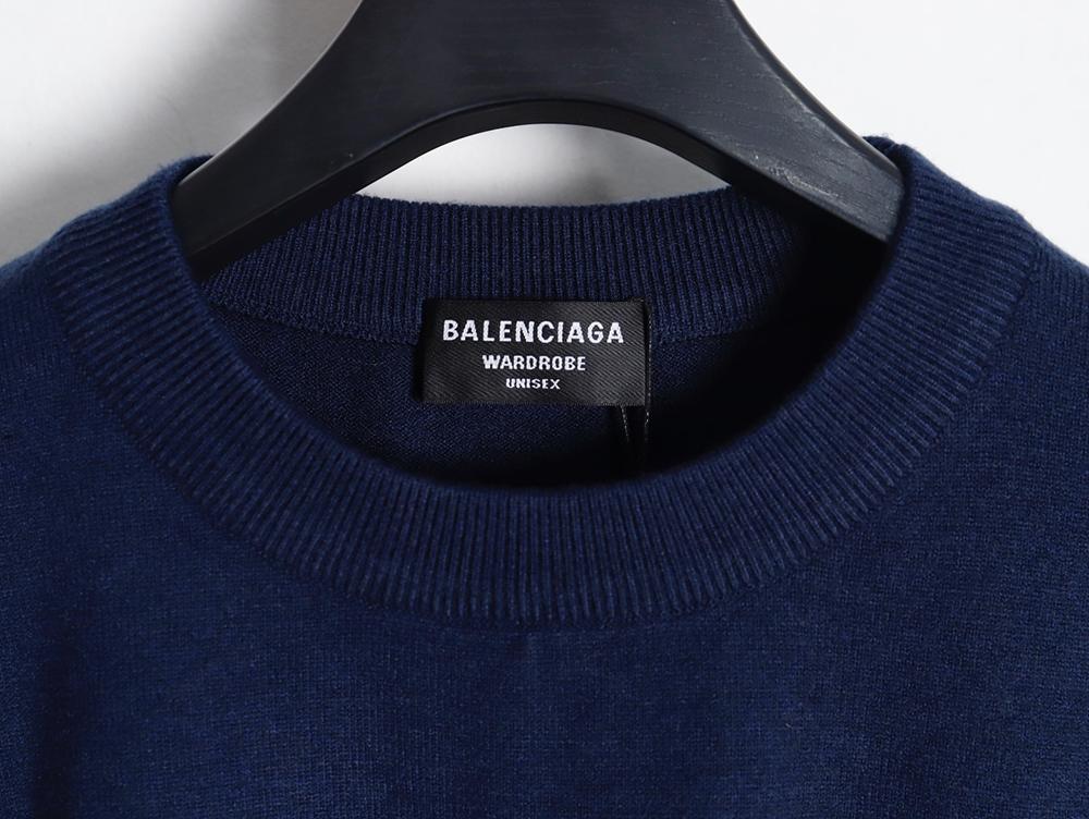 Balenciaga 23Fw embroidered cola knit sweater