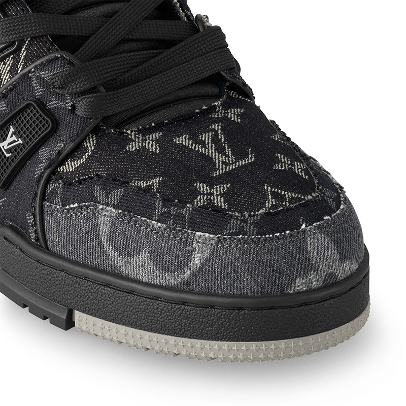 Louis Vuitton Trainer Sneaker