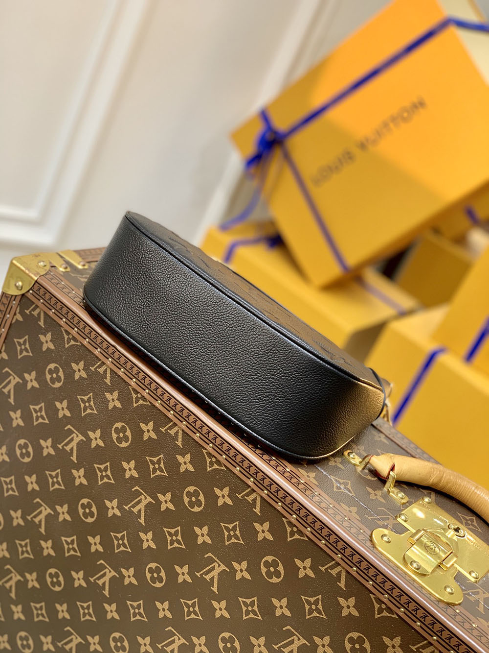 Louis Vuitton Bags M46002 22*14*9cm