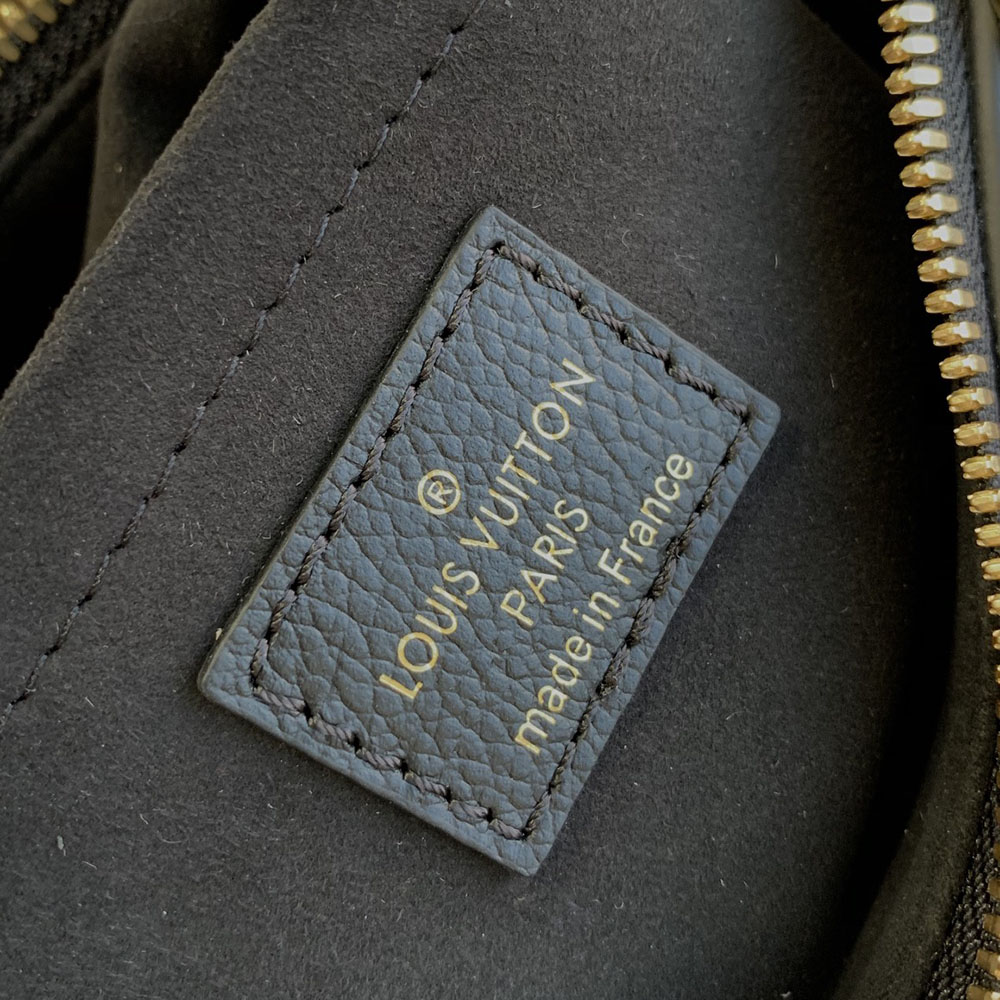 Louis Vuitton Bags M46002 22*14*9cm