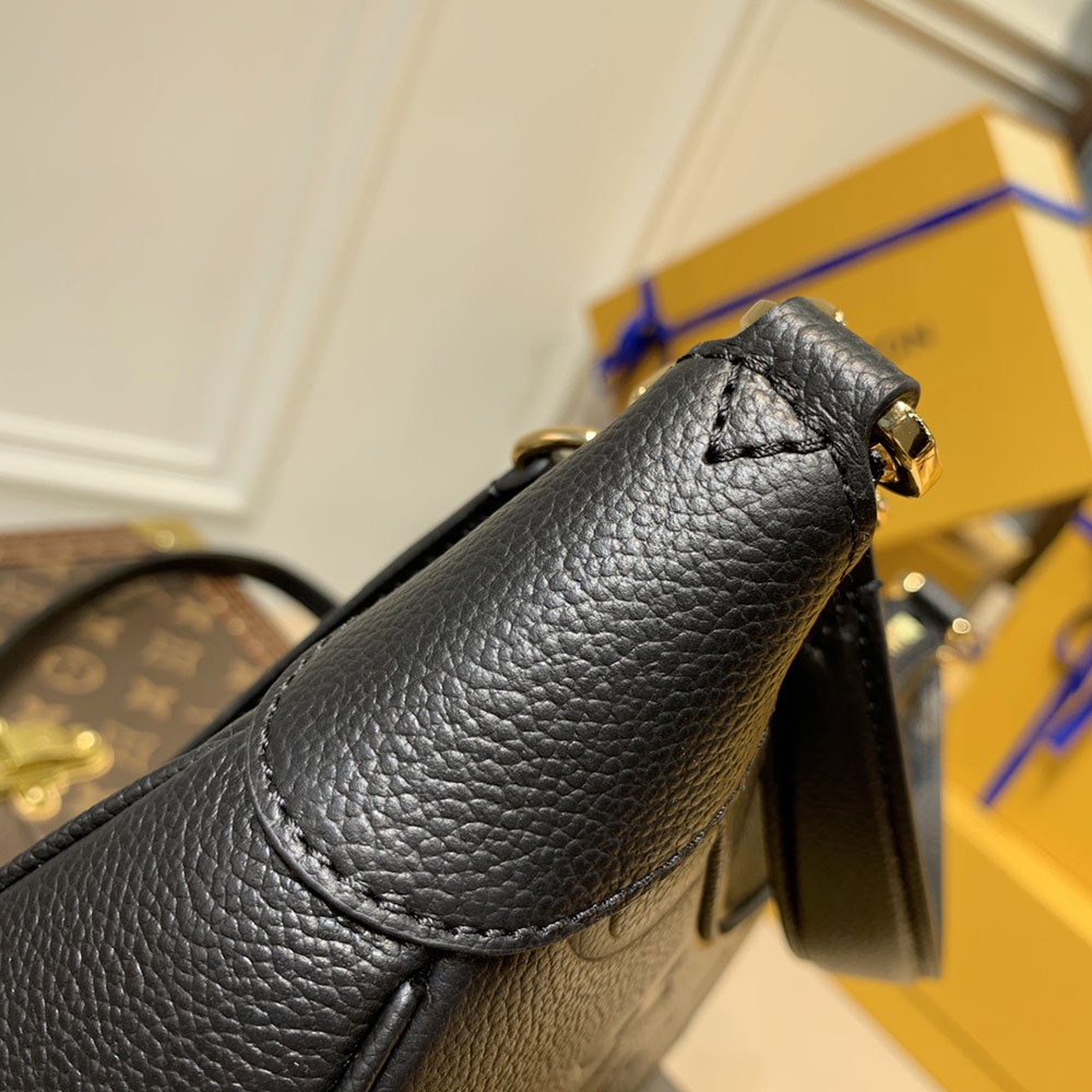 Louis Vuitton Bags M46002 22*14*9cm