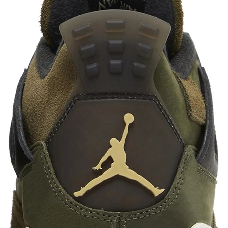 Air Jordan 4 Retro SE
