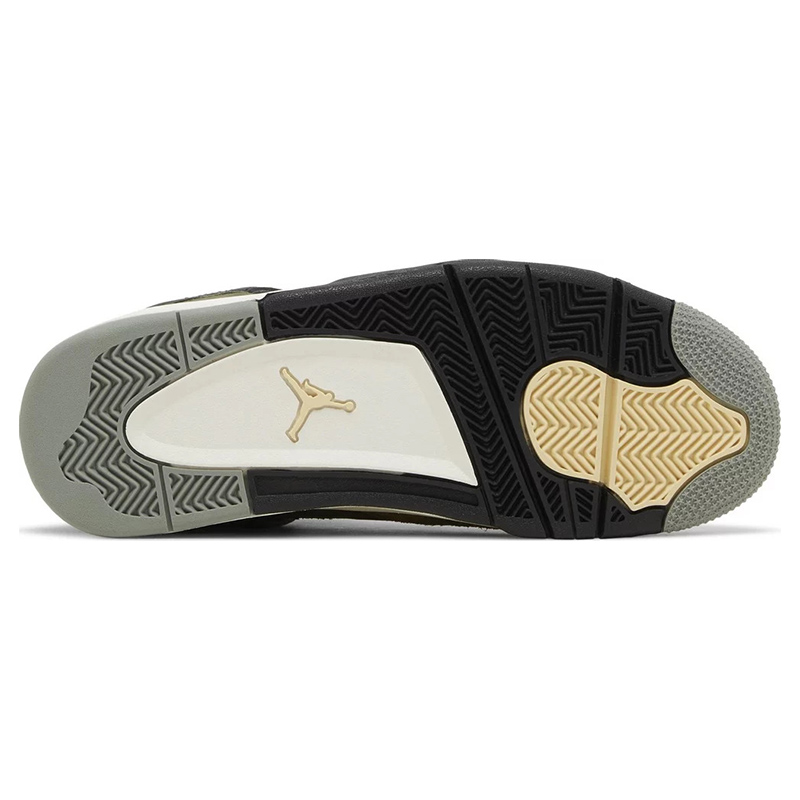 Air Jordan 4 Retro SE