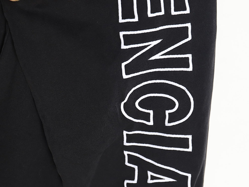 Balenciaga 23ss washed distressed seamless embroidered letter long sleeves