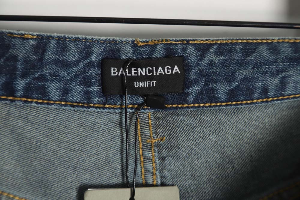 Balenciaga 23FW machine style large damage pleated jeans