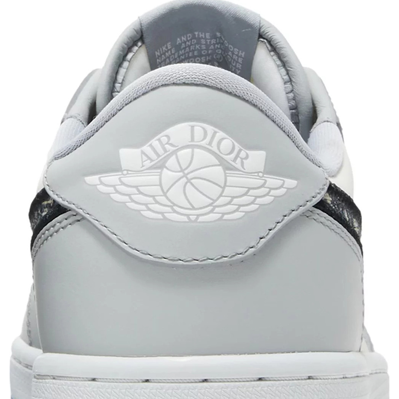 DIOR X AIR JORDAN 1 LOW