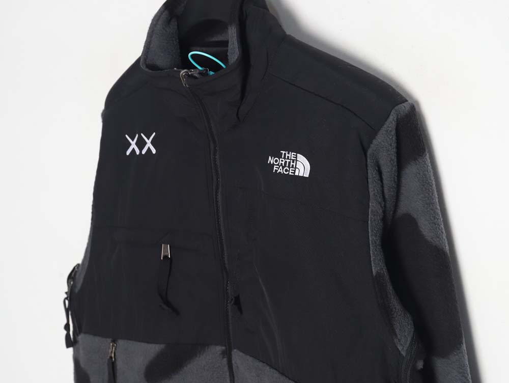 The North Face x KAWS North Face joint model FW23 1995 Denali Logo printed color block zipper fleece long-sleeved jacket_CM_1
