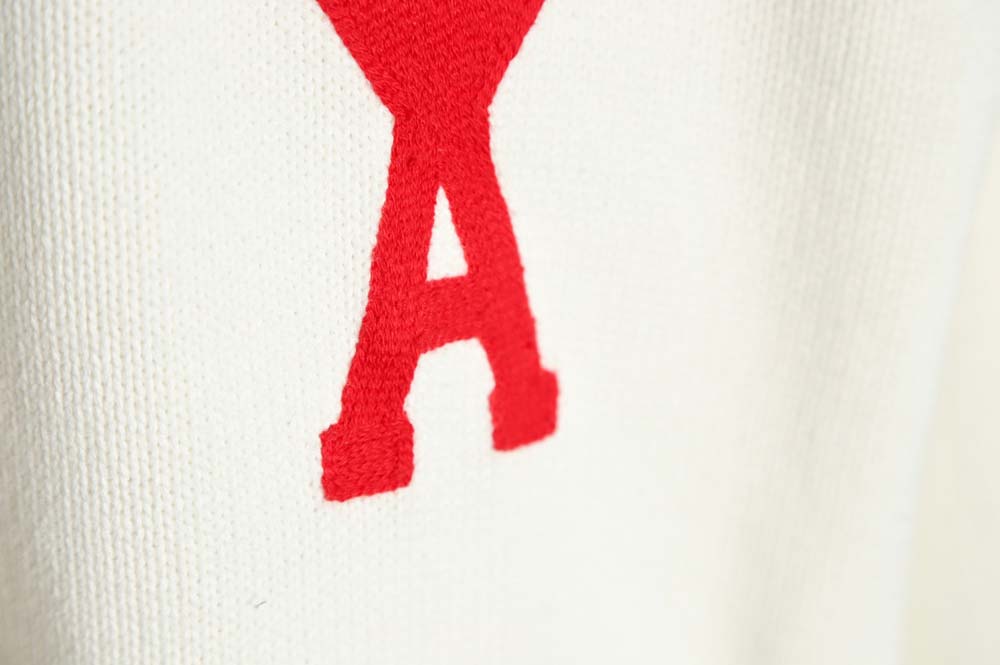 AMI PARIS 21FW love embroidered crew neck sweater