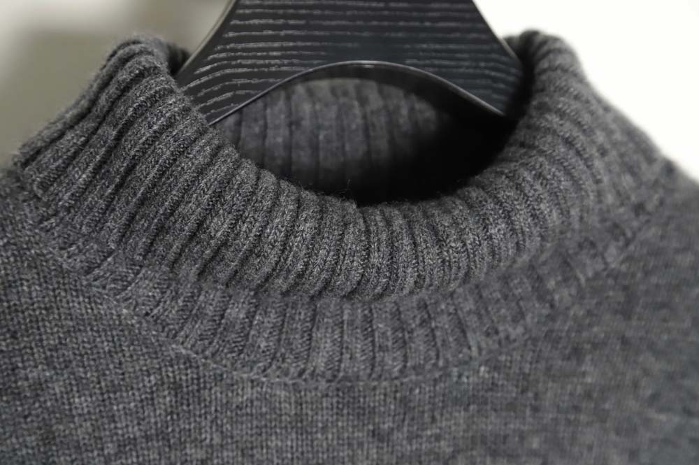 Ami Paris love turtleneck sweater_CM_3