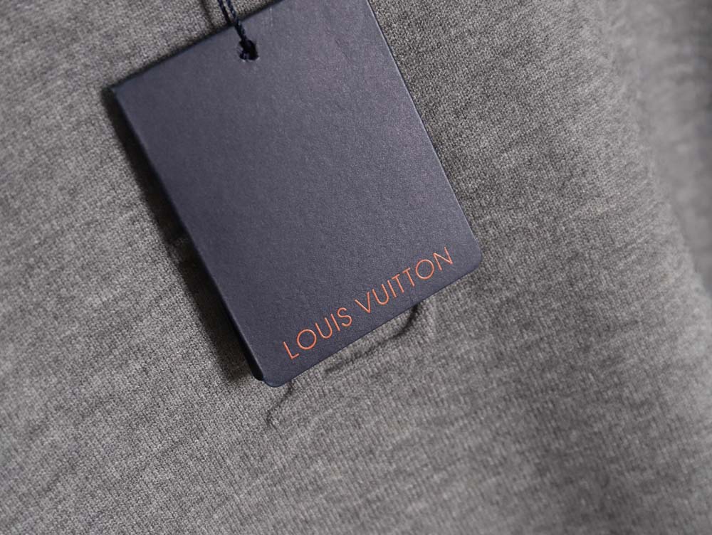 Louis Vuitton Louis Vuitton 23Fw LV letter embossed crew neck sweater_CM_1