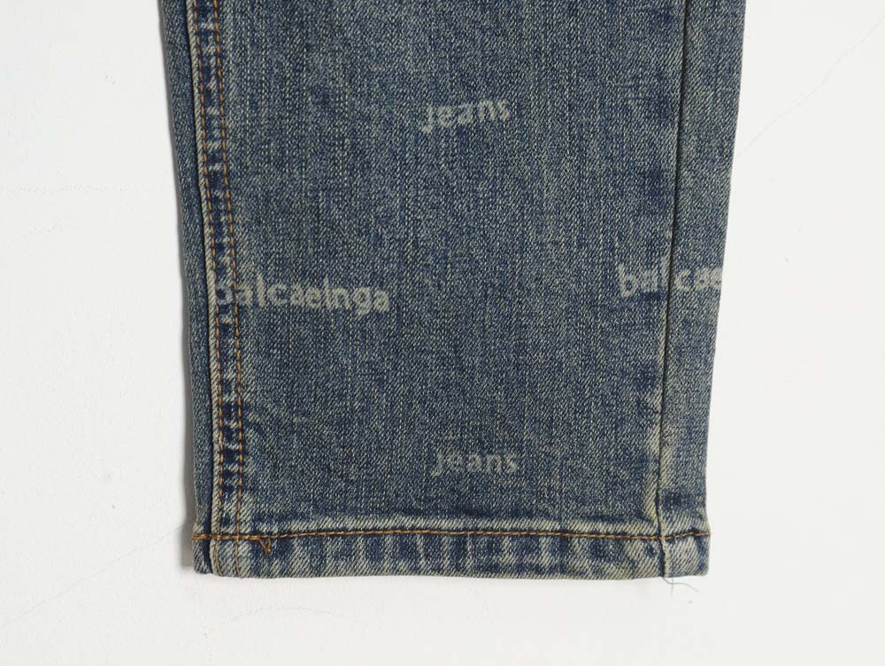 Balenciaga Balenciaga 23Fw all-over lettering distressed washed jeans