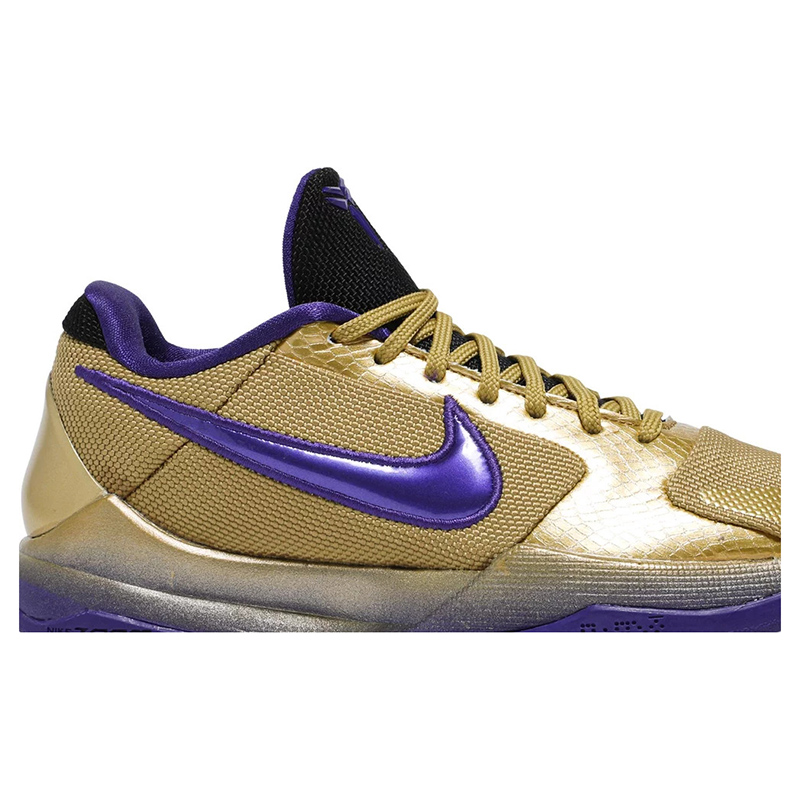 Undefeated x Zoom Kobe 5 Protro
