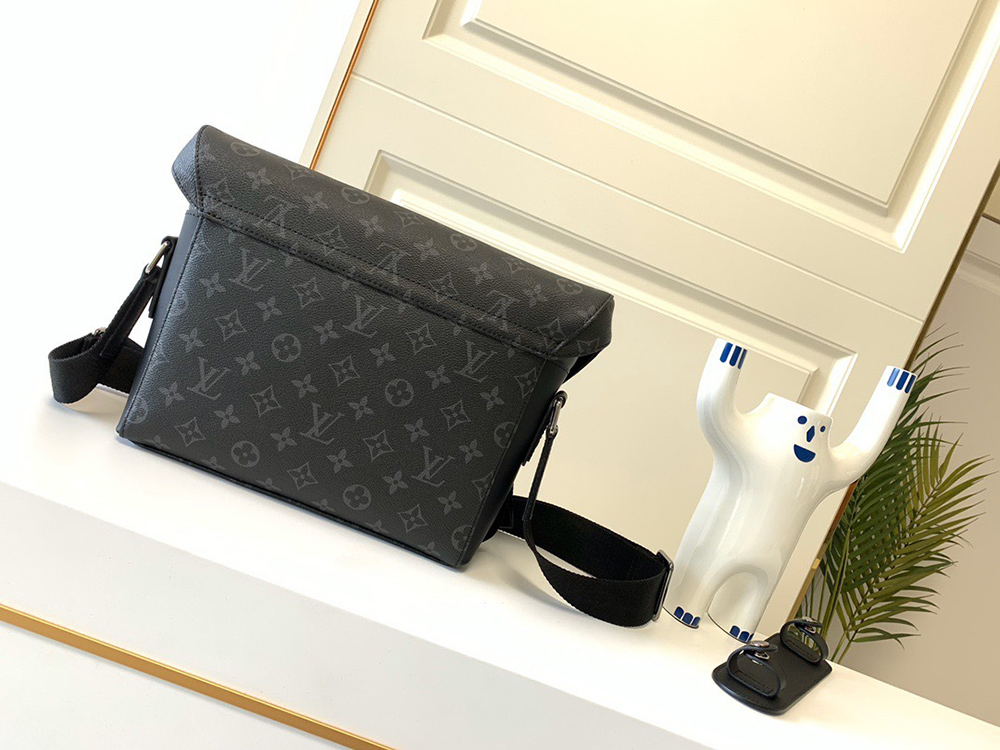 Louis Vuitton Bags M40511 32*23*9cm