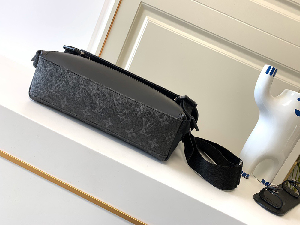 Louis Vuitton Bags M40511 32*23*9cm