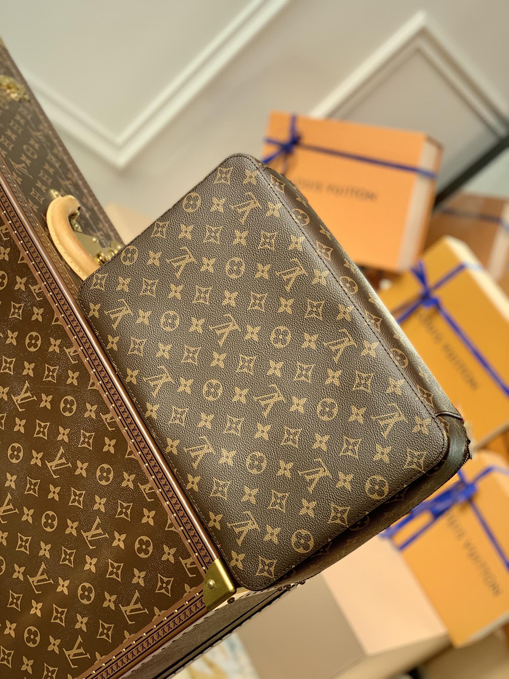 Louis Vuitton Bags M43690 34*22*8.5cm