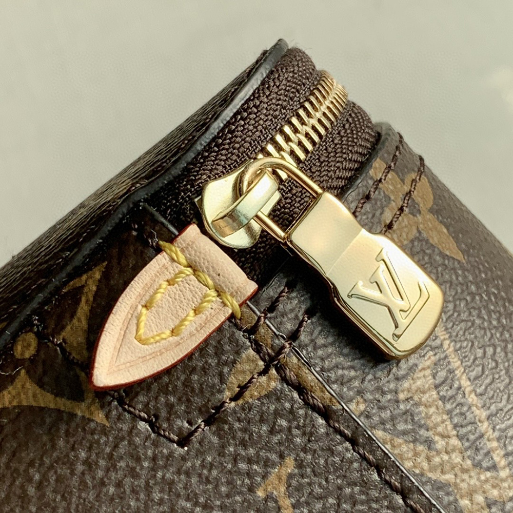 Louis Vuitton Bags M43690 34*22*8.5cm