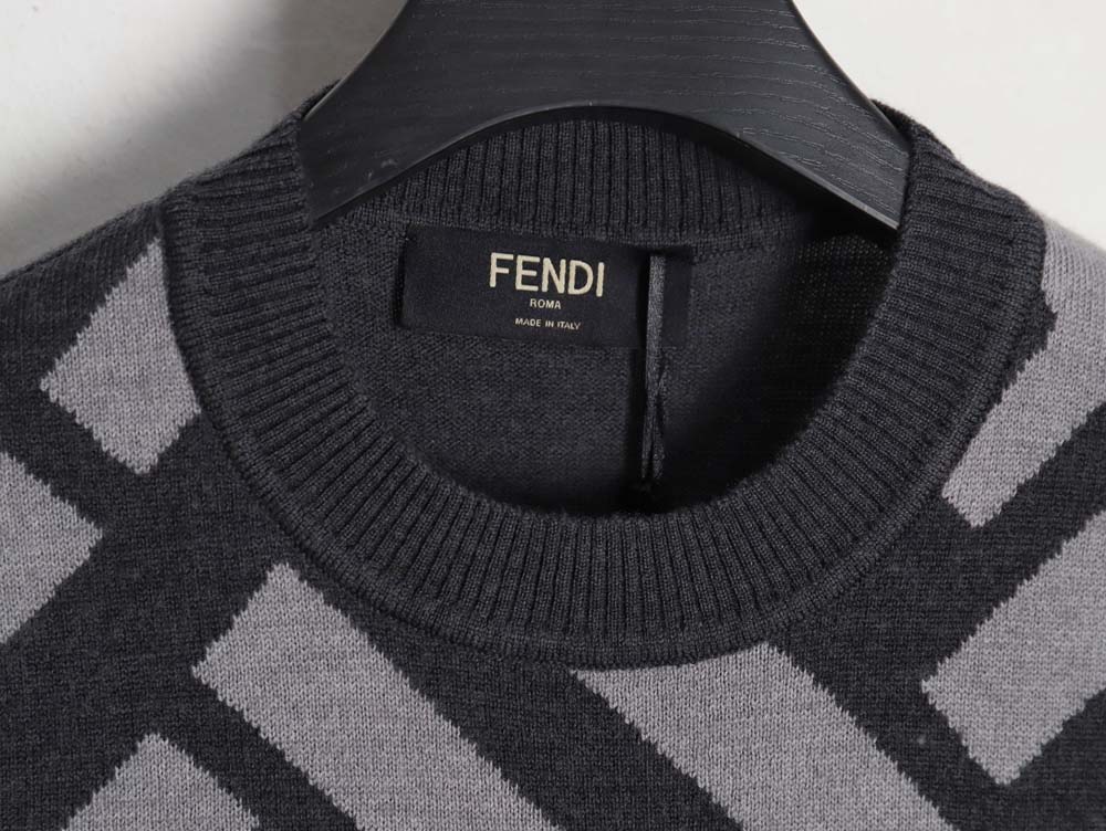 FENDI Fendi FD 23FW gray large FF cashmere crew neck sweater