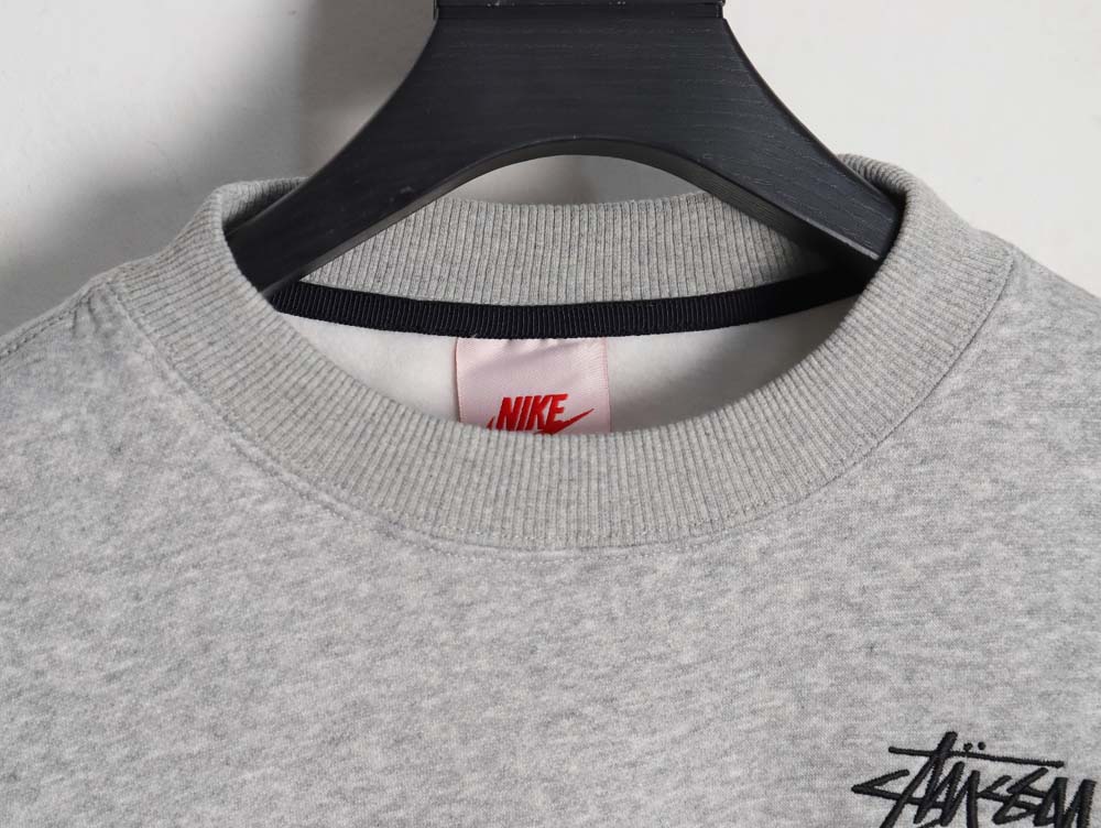Nike x Stussy Nike Stussy joint 23SS solid color embroidered logo velvet sweatshirt