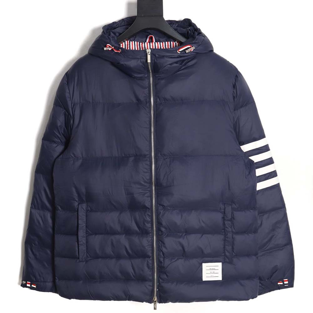 Thom Browne Thom Browne four-stripe short hooded down jacket