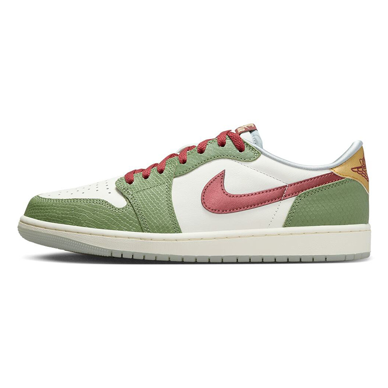 Air Jordan 1 Retro Low OG 