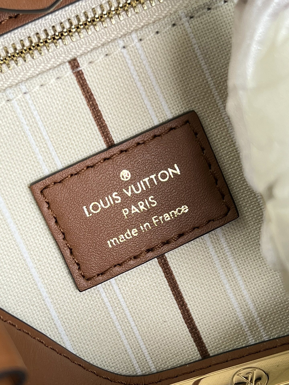 Louis Vuitton Bags M59905 25*20*12cm