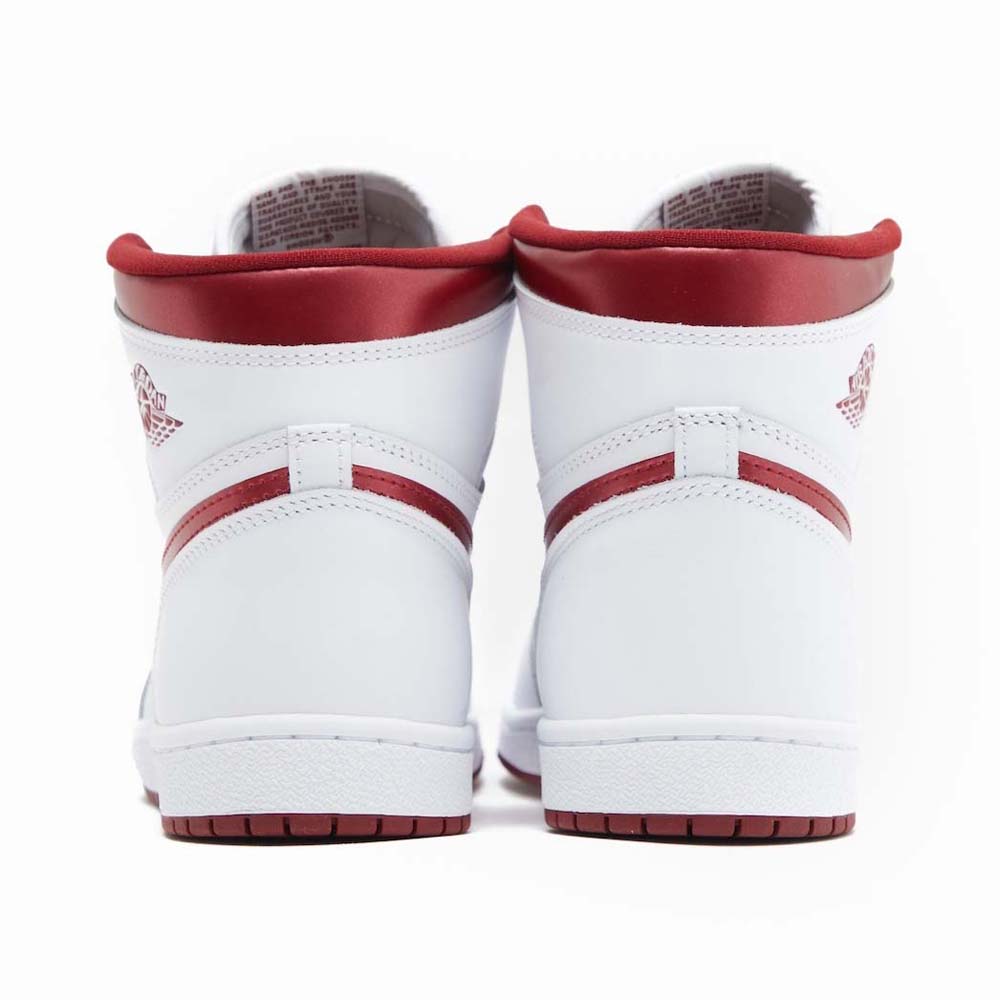 Air Jordan 1 Retro High ''85 OG ''Metallic Burgundy''