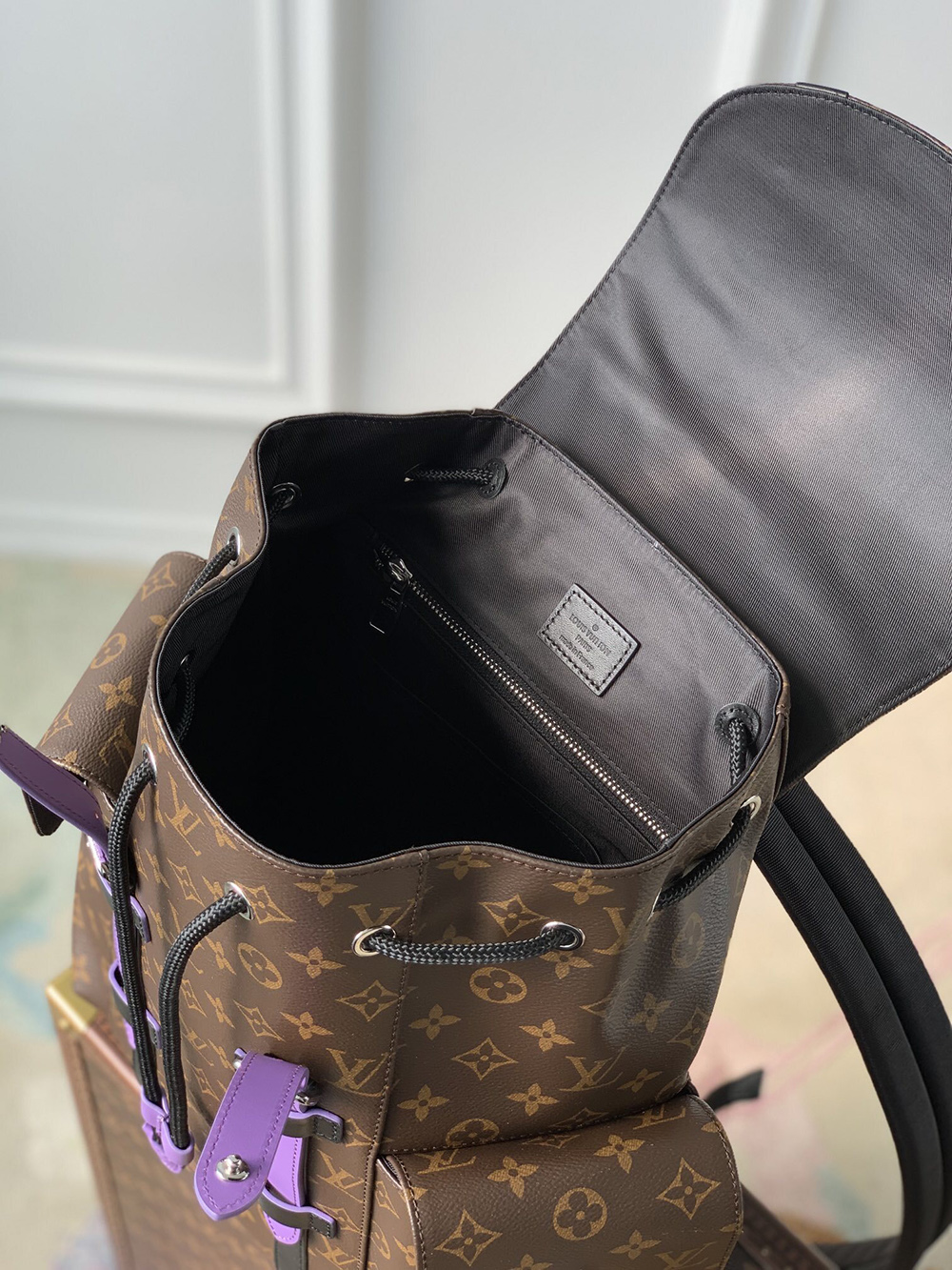 Louis Vuitton Bags M46247 32*39*12cm
