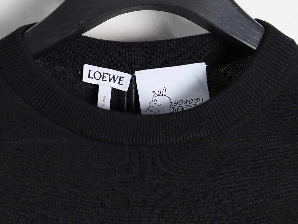 Loewe little flame knitted bottoming sweater